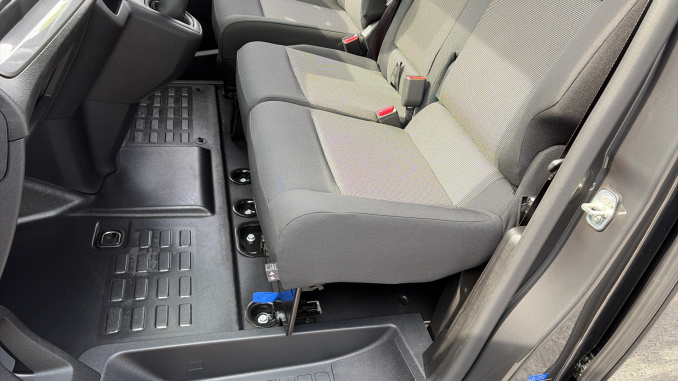 Vauxhall Vivaro L1 Diesel 1.5 Turbo D 120 Pro H1 Van - Image 37